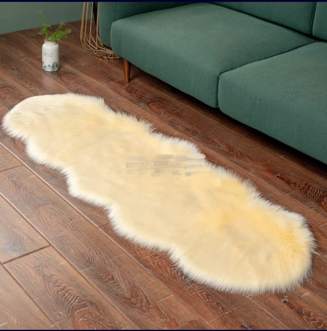 Fluffy faux fur dashboard/bedside Chiwawa Mat Fish design-Fluffy Coarse Wool Carpet, Suitable for Bedroom Floor, Sofa Cushion, Living Room  Bedside Carpet