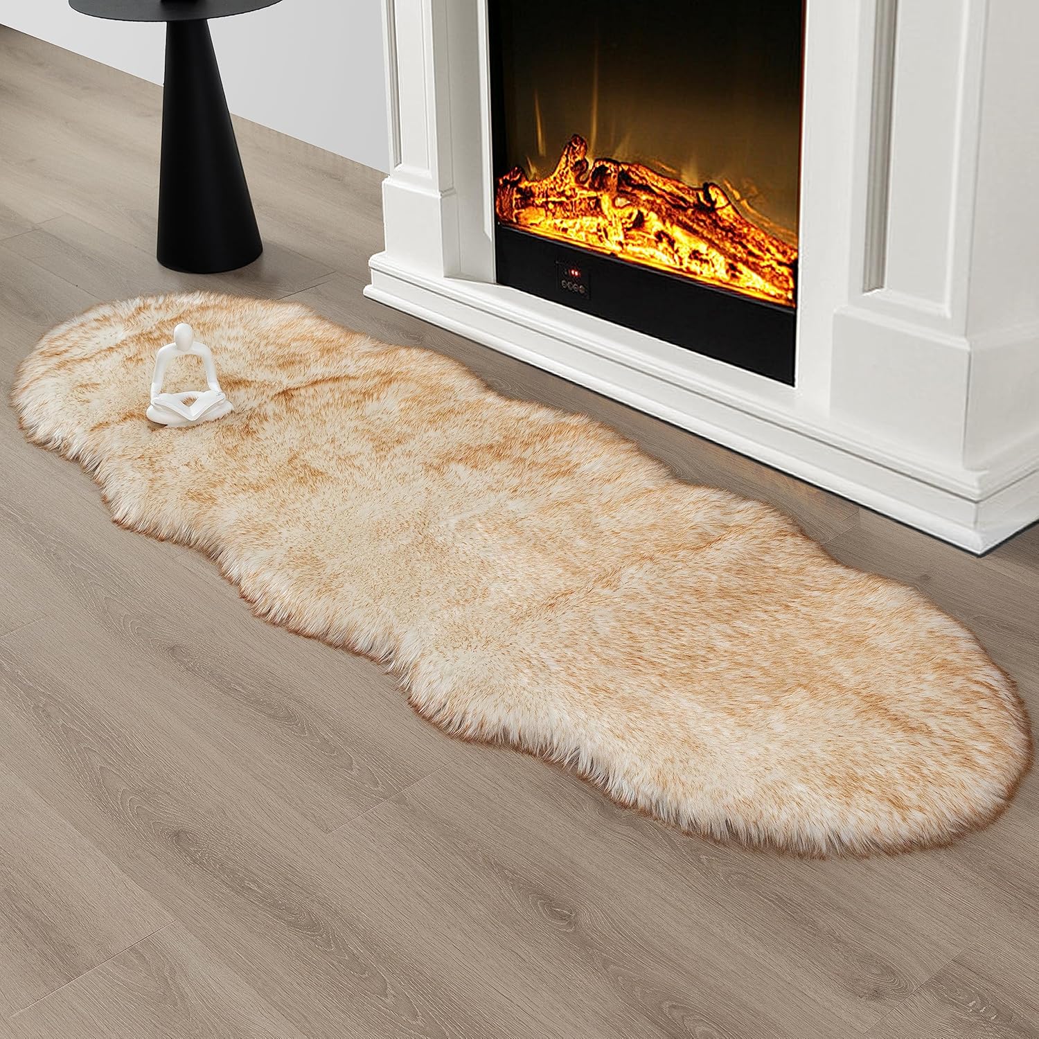 Fluffy faux fur dashboard/bedside Chiwawa Mat Fish design-Fluffy Coarse Wool Carpet, Suitable for Bedroom Floor, Sofa Cushion, Living Room  Bedside Carpet