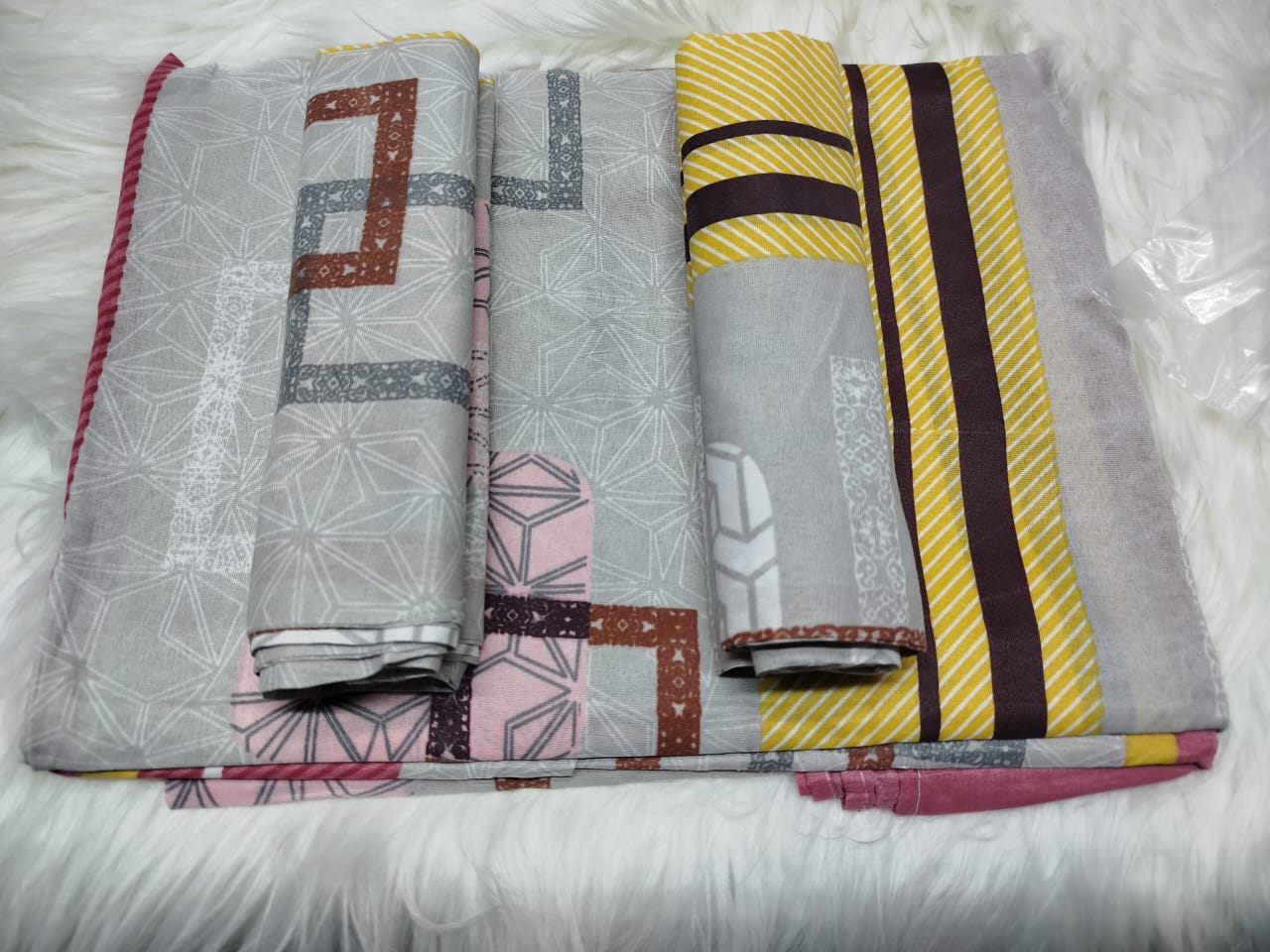 【 Promotion】5x6 Bedsheet Set 4 Pcs (2 Bedsheets & 2 Pillowcases)