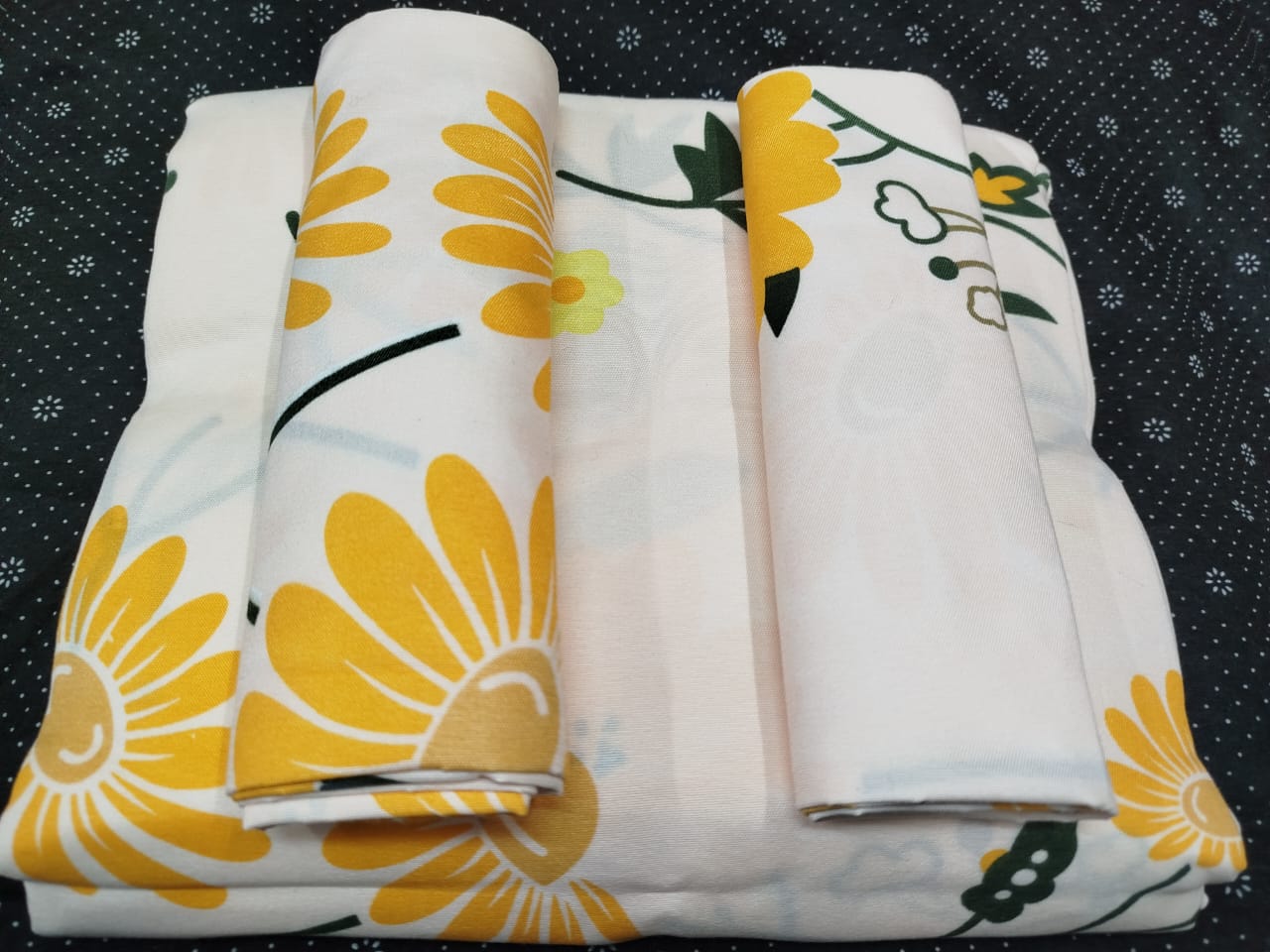 【 Promotion】5x6 Bedsheet Set 4 Pcs (2 Bedsheets & 2 Pillowcases)