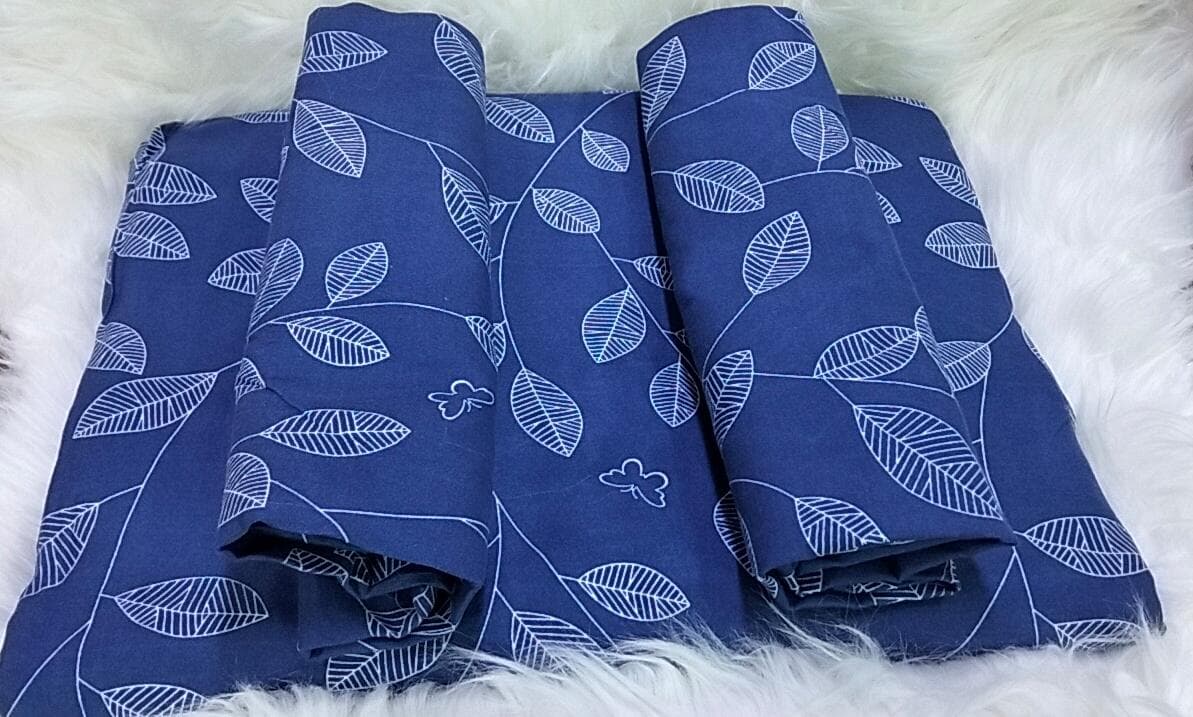 4pc set Cotton  bedsheets 7*8 (2 Bed sheets, 2 pillow cases)