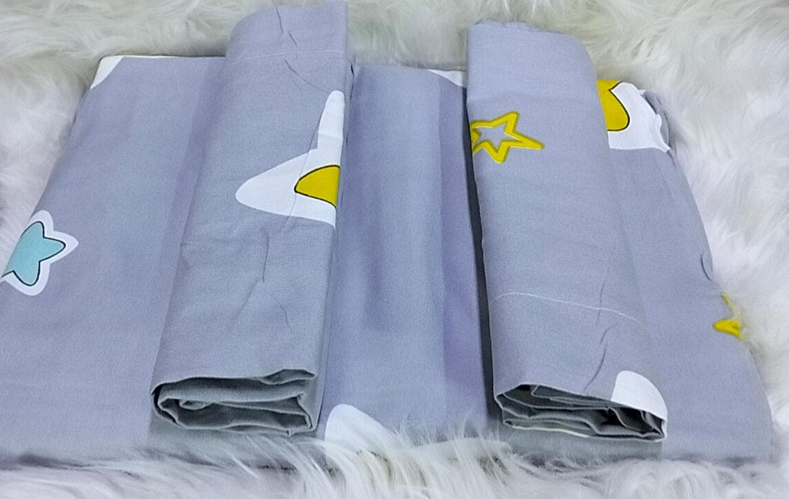 4pc set Cotton  bedsheets 7*8 (2 Bed sheets, 2 pillow cases)