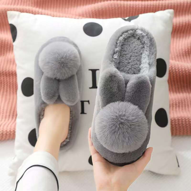 FASHION & ELEGANT: Breathable warm soft plush along with trendy faux fur design makes these womens slippers stylish and practical. Easily slides in whenever you want your feet relaxed. They match well