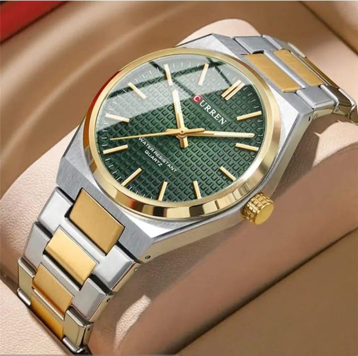 Curren Original Luxury Watch-8439 For Men With Stainless Steel Chain And Luminous Hands Silver-Golden Chain (green dial)
