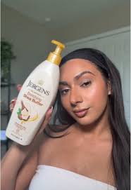 Jergens Jergens' Shea Butter Deep Conditioning Moisturizing Lotion -621ml