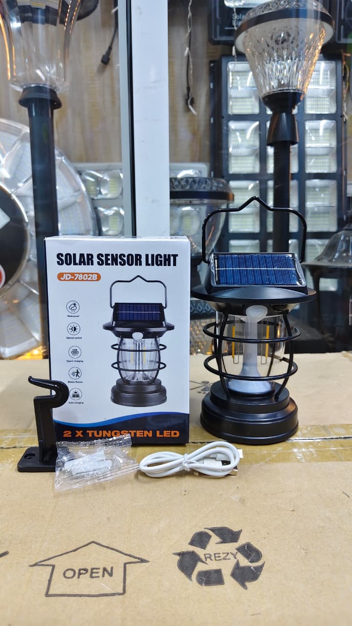 ☀️🏮 JD-7802 SOLAR INDOOR & OUTDOOR LANTERN 🏮☀️ The JD-7802 Solar Lantern is a dependable lighting solution designed for both indoor and outdoor use. Powered by solar energy, it provides bright.