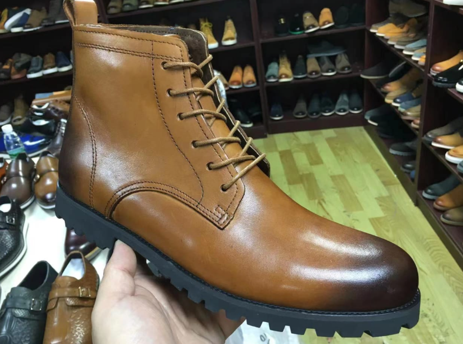 Shop for affordable and best quality clark boots at the Best Price in Kenya.. Get these elegant and stylish clark boots in different colours at the most affordable price online.Hurry!Order now.