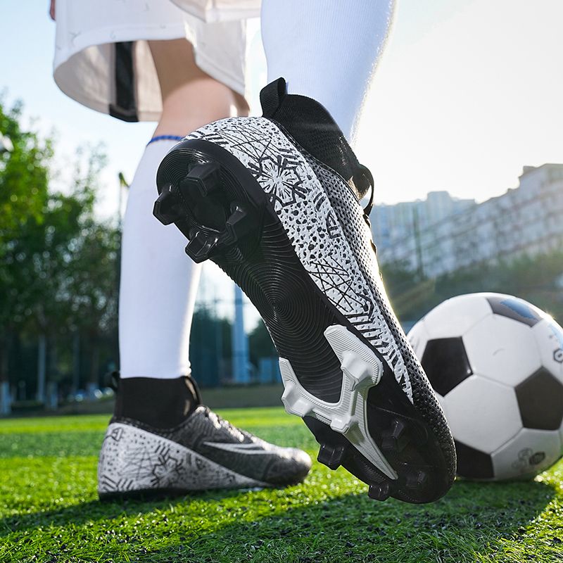 Men Kids Fashion Soccer Shoes Cleats Team Sports Athletic Training TF/FG Turf Football Shoes Outdoor