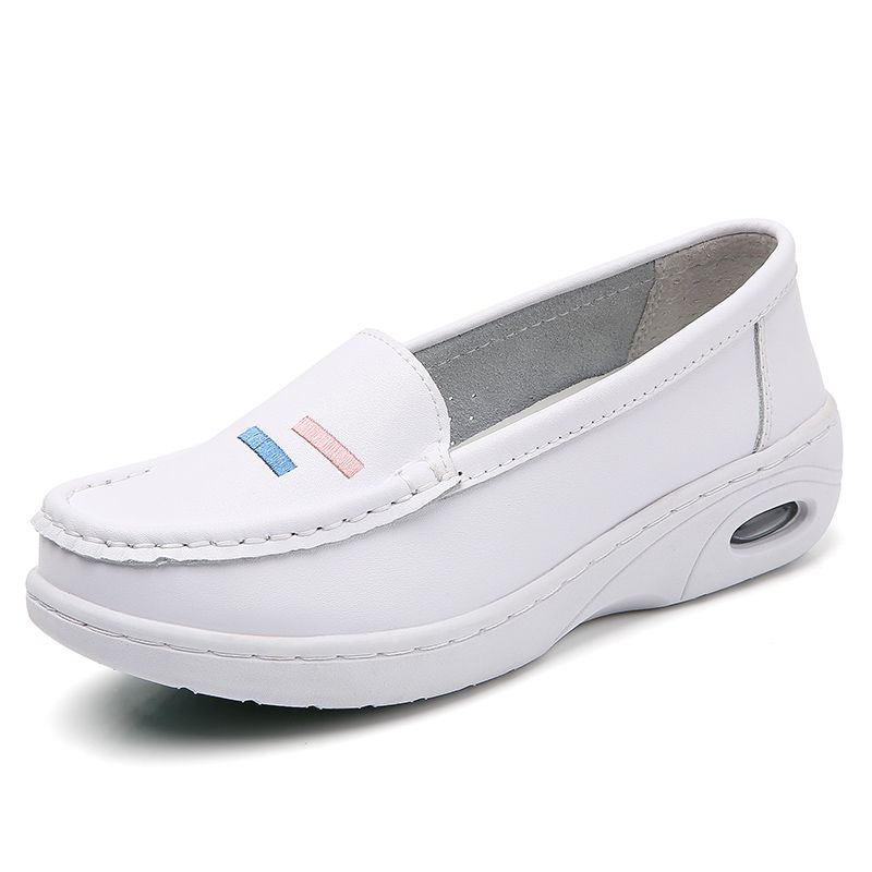 Women's Casual Loafers Flats Slip On Leather Shoes Lightweight Walking Shoes Ladies Classic Boat Shoes White Shoes Comfortable Work Shoes