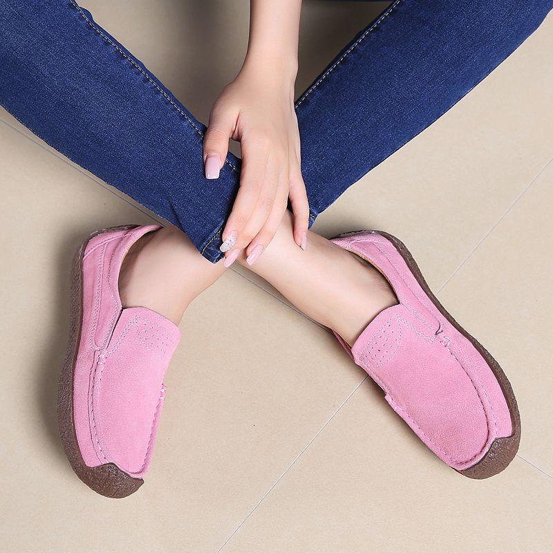 Women's Casual Loafers Flats Slip On Leather Shoes Lightweight Walking Shoes Ladies Classic Boat Shoes Comfortable Work Shoes