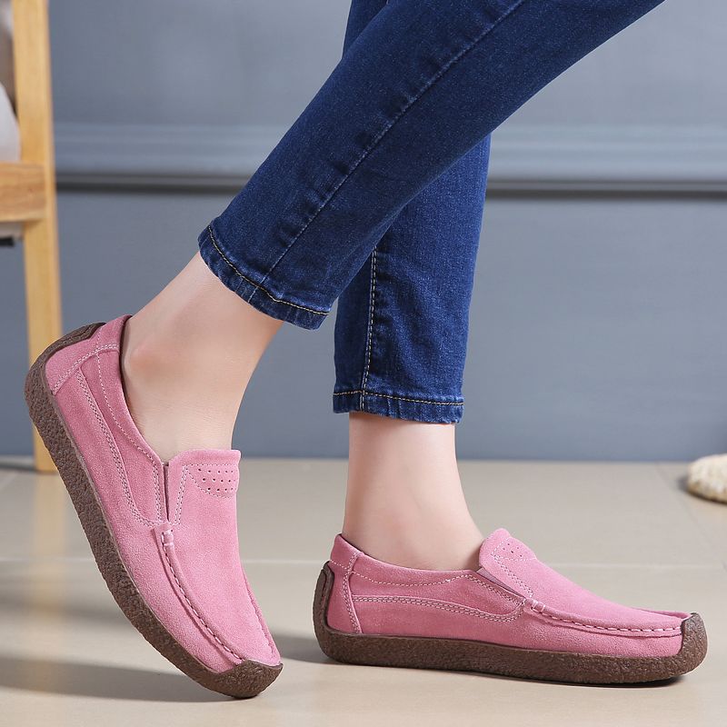 Women's Casual Loafers Flats Slip On Leather Shoes Lightweight Walking Shoes Ladies Classic Boat Shoes Comfortable Work Shoes