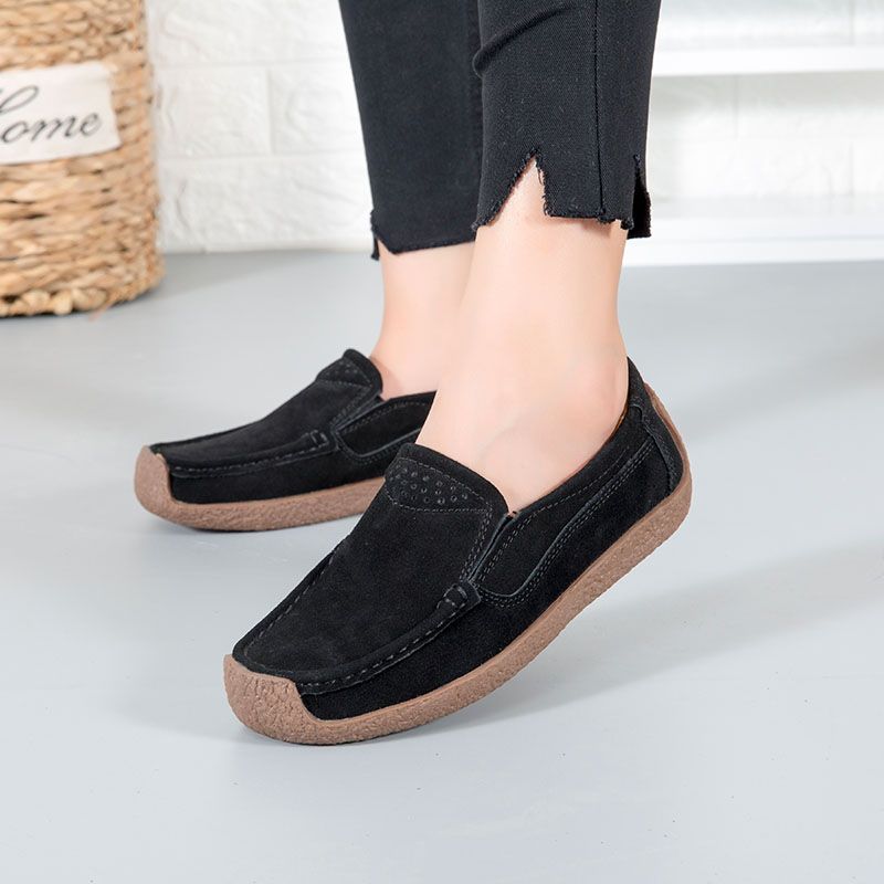 Women's Casual Loafers Flats Slip On Leather Shoes Lightweight Walking Shoes Ladies Classic Boat Shoes Comfortable Work Shoes