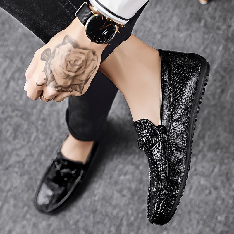 Men's Casual Loafers Slip On Leather Shoes Comfortable Lightweight Driving Shoes Male Moccasins Classic Penny Loafer Flats Boat Shoes Outdoor Walking Shoes