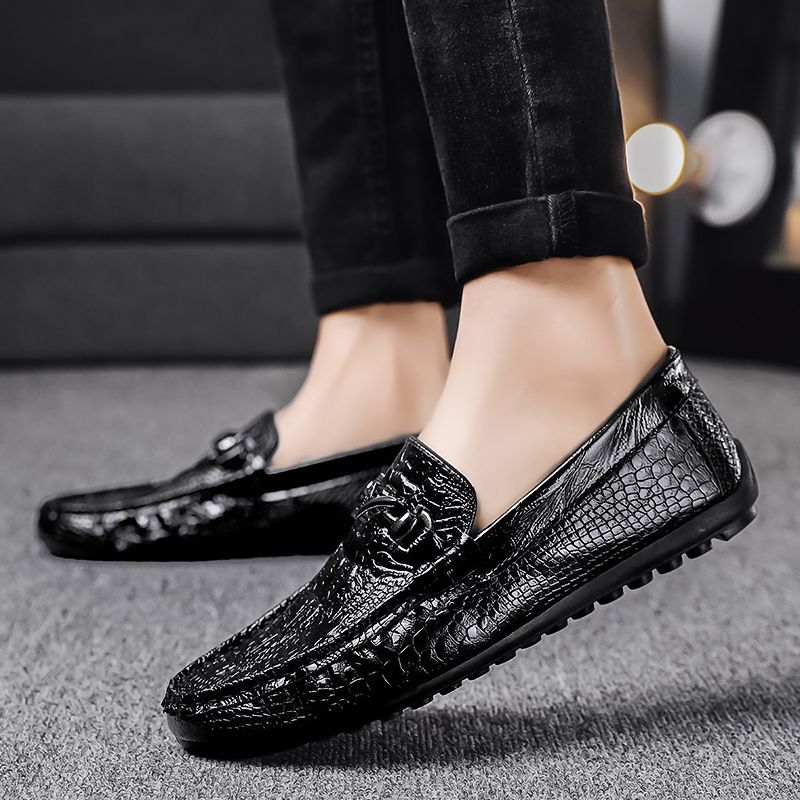 Men's Casual Loafers Slip On Leather Shoes Comfortable Lightweight Driving Shoes Male Moccasins Classic Penny Loafer Flats Boat Shoes Outdoor Walking Shoes