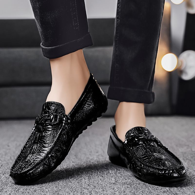 Men's Casual Loafers Slip On Leather Shoes Comfortable Lightweight Driving Shoes Male Moccasins Classic Penny Loafer Flats Boat Shoes Outdoor Walking Shoes
