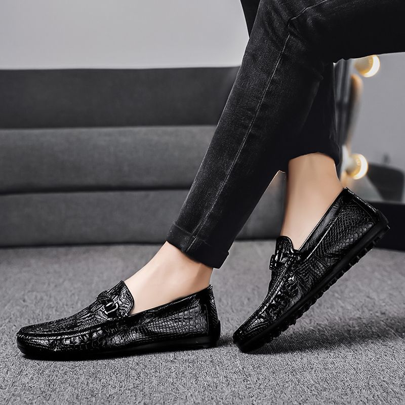 Men's Casual Loafers Slip On Leather Shoes Comfortable Lightweight Driving Shoes Male Moccasins Classic Penny Loafer Flats Boat Shoes Outdoor Walking Shoes