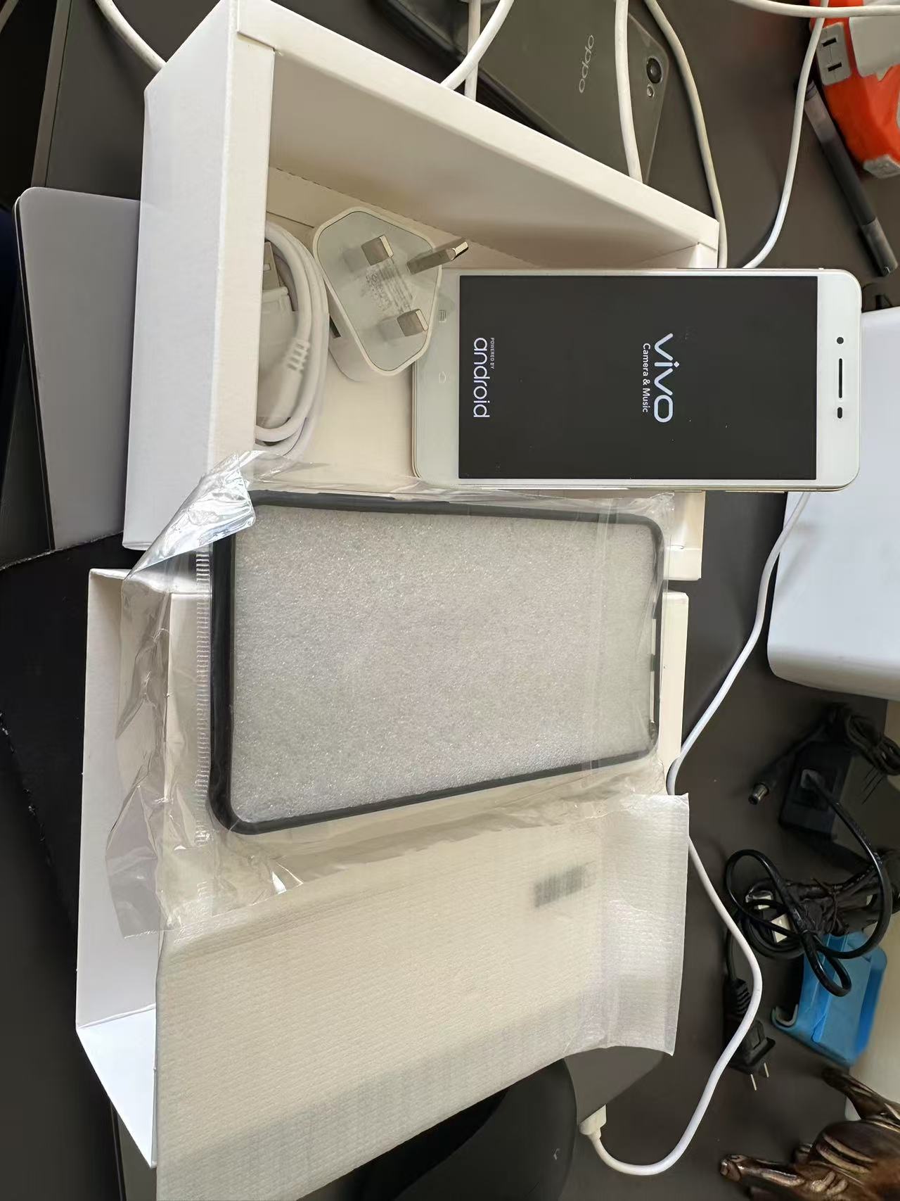 Refurbished ViVO X6S  4GB+64GB 5.2 inch 2400mAh 13MP+8MP (Global System) Dual SIM Smartphone Affordable Phone