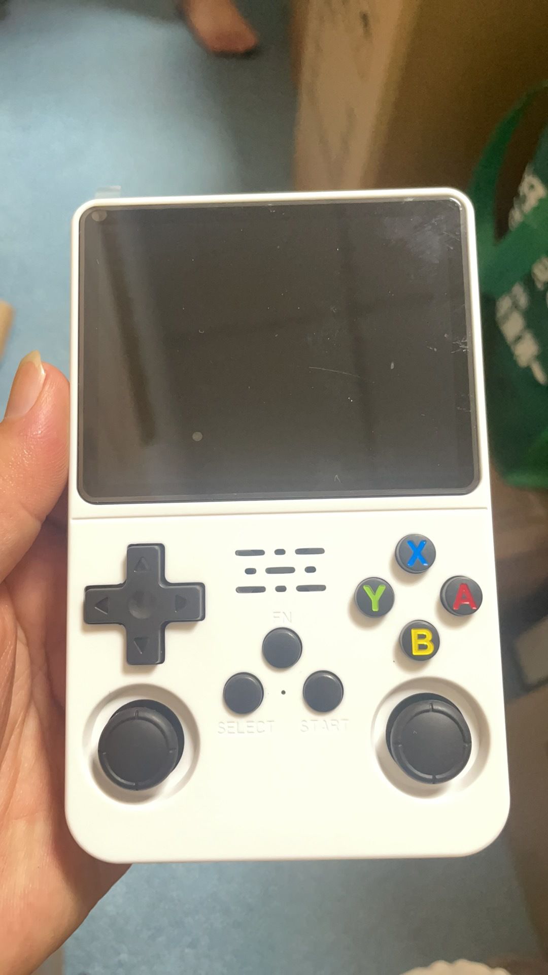 NEW R36S Retro Handheld Game Console Linux System 3.5 Inch IPS Screen Portable Pocket Video Player 128GB Games Kid Gift