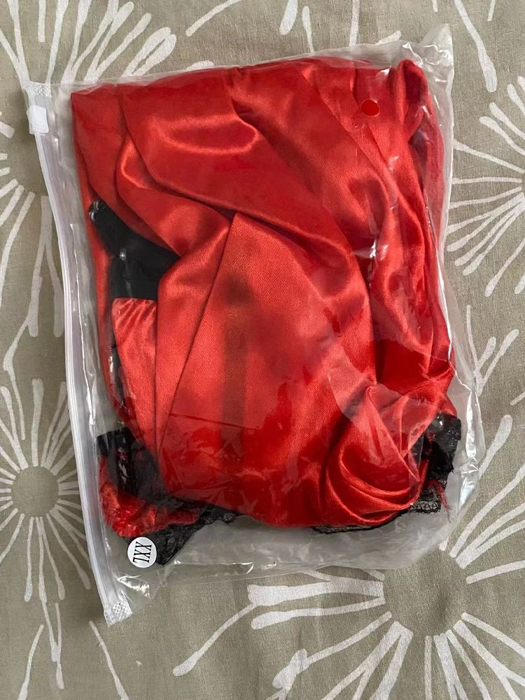 Women Sexy Sleepwear Nightdress Lace Silk Satin Night Dress Sleeveless Nighties V-neck Nightgown Plus Size Nightwear