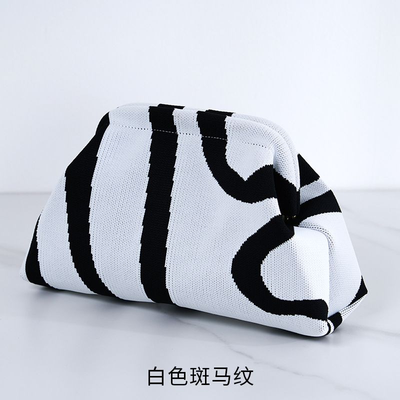 New 2024 Knit Tote Bag Striped Cloud Large Capacity Everyday Color Block Clip on Bag Cross Border Hit Bags for Women