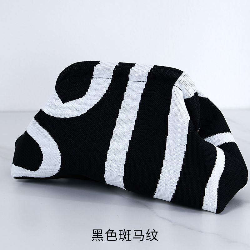 New 2024 Knit Tote Bag Striped Cloud Large Capacity Everyday Color Block Clip on Bag Cross Border Hit Bags for Women
