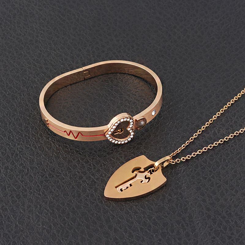 Couple Lovers Jewelry Love Heart Lock Bracelet Stainless Steel Bangles Key Pendant Necklace