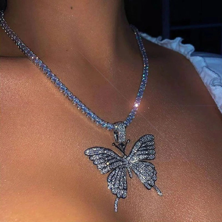 Women's Fashion Sparking Fully Iced Out Crystal Pave Butterfly Pendant Cubic Zircon 3D Butterfly Pendant Necklace Fashion Jewelry for Women Bling Tennis Chain Crystal Choker