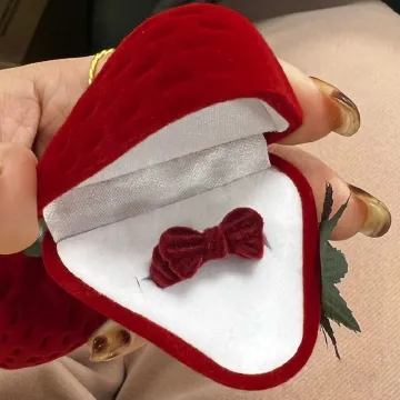 Popular Strawberry Box Cute Jewelry Boxes Ring Flocking Storage Box Fashion Earring Jewelry Box Birthday Gift