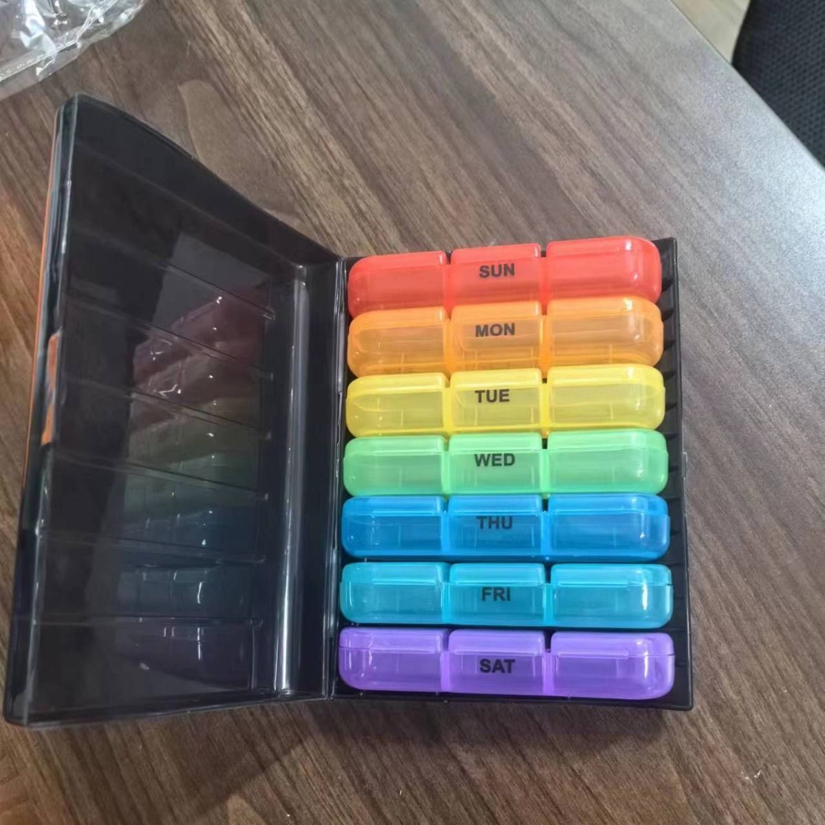 1 Set Pill Box 7 days Organizer 21 grids 3 Times One Day Portable Travel  with Large Compartments for Vitamins Medicine Fish Oils