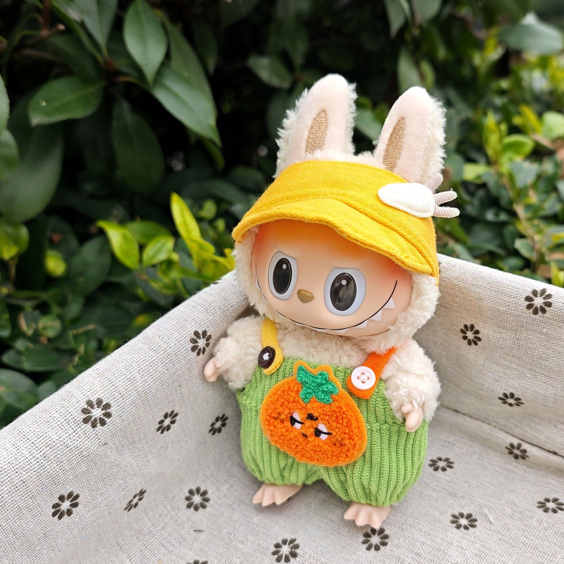 For Labubu'S Clothes Striped sweater outfit Match with hat pendant Can match according to your preferences Labubu Accessories