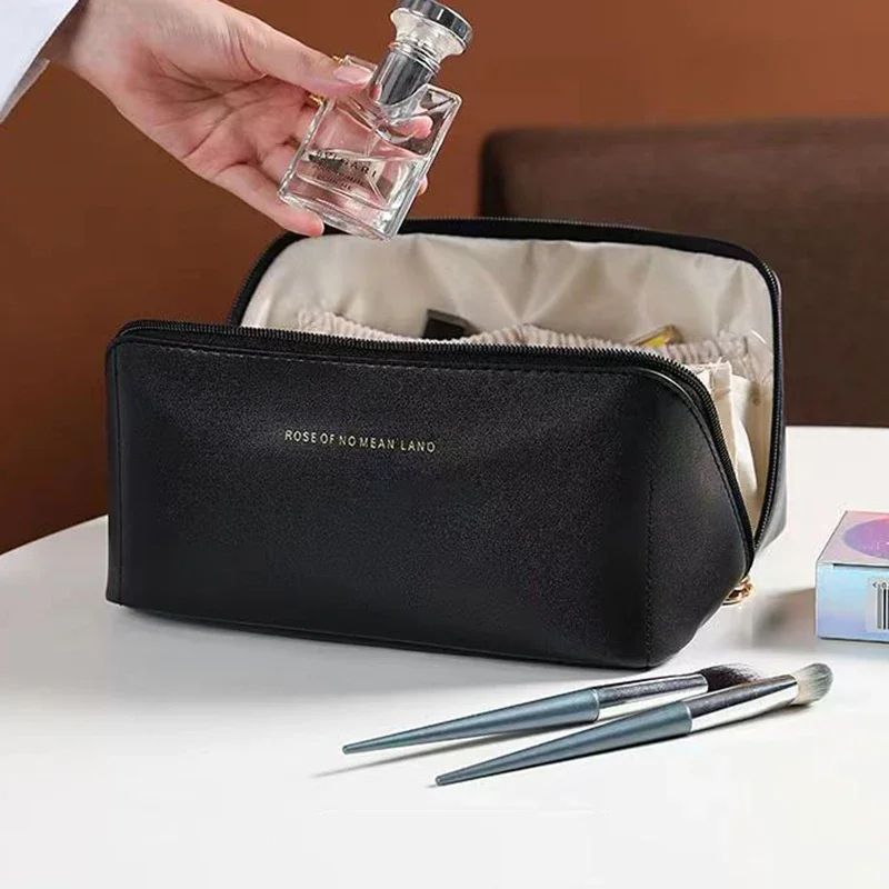 Large Capacity Cosmetic Bag Cosmetic Storage Bag PU Leather Portable Travel Toiletry Bag Women Cosmetic Bag Toiletries Organizer