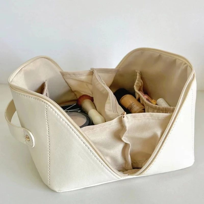 Large Capacity Cosmetic Bag Cosmetic Storage Bag PU Leather Portable Travel Toiletry Bag Women Cosmetic Bag Toiletries Organizer