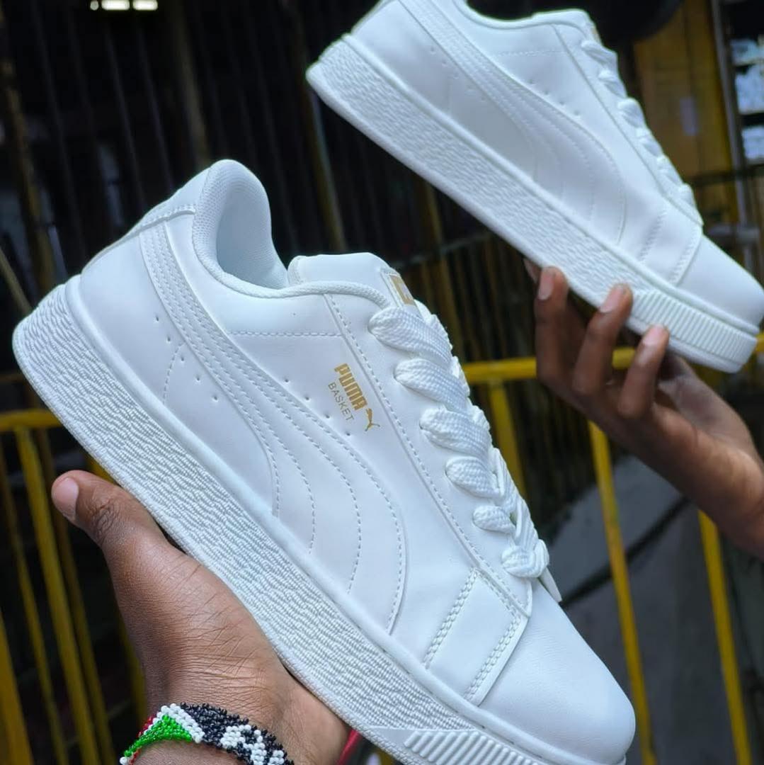 Men’s White Shoes women’s Breathable Rubber Low Upper Sport Shoes  casual Sneaker women’s  PU leather shoes boys Fashion Sneaker Classic lace-up sneakers