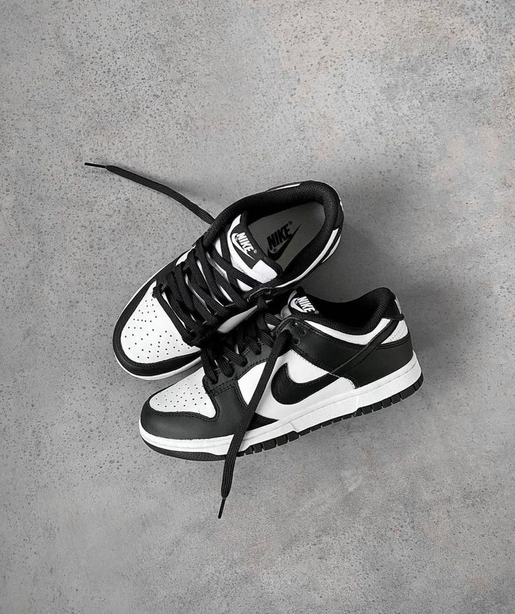 NEW ARRIVAL HIGH QUALITY NIKE SB LOW DUNK; BLUE, BLACK, GREEN Classic Custom Airforce Unisex Men and Women Classic Fashionable High-quality Airforce Shoes Generic Sneakers Sizes 40-45