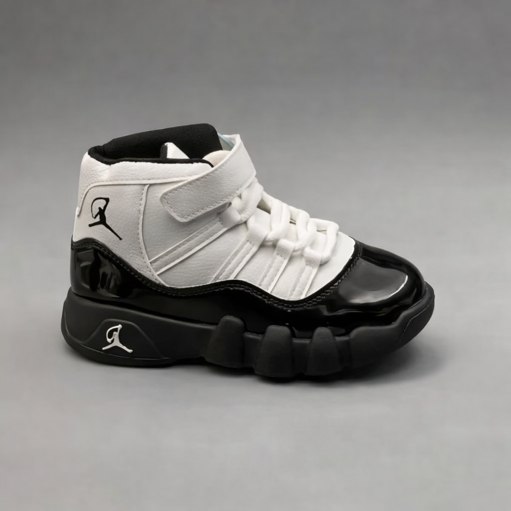 Hot Sale Basketball Shoes Gym Training Boots Ankle Boots Outdoor Men Sneakers Athletic Shoes