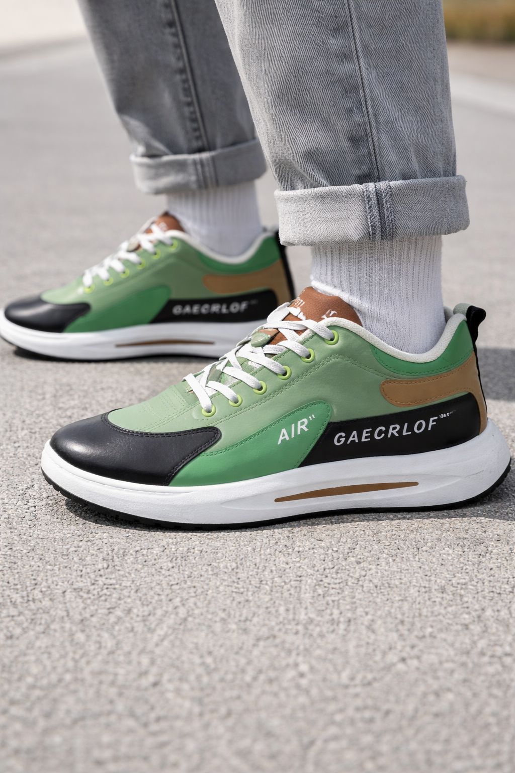 Fashion Designer Men Sneakers Outdoor Casual Shoes PU Leather Breathable Walking Sports Shoes Men's Running Forrest Gump Shoes Flat Shoes Loafers Soft Sole Comfortable Durable