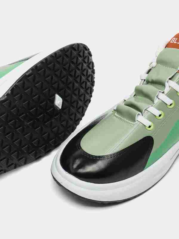 Fashion Designer Men Sneakers Outdoor Casual Shoes PU Leather Breathable Walking Sports Shoes Men's Running Forrest Gump Shoes Flat Shoes Loafers Soft Sole Comfortable Durable