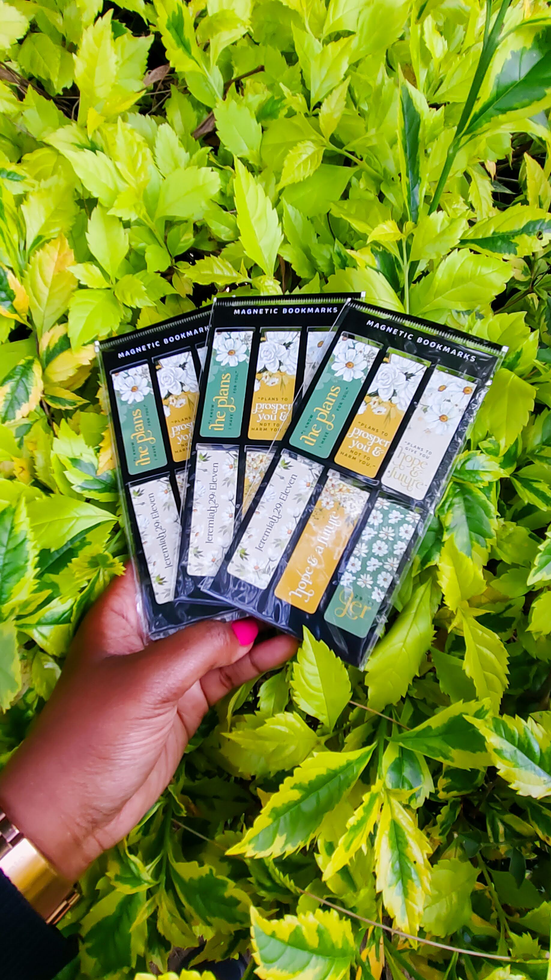 I Know the Plans Six-Piece Magnetic Bookmark Set | Female Gift | Idea| Readers Gift | Scripture Bookmarks | Mothers Day Gift | Magnetic Book marks | Book Marks | Creative Gift