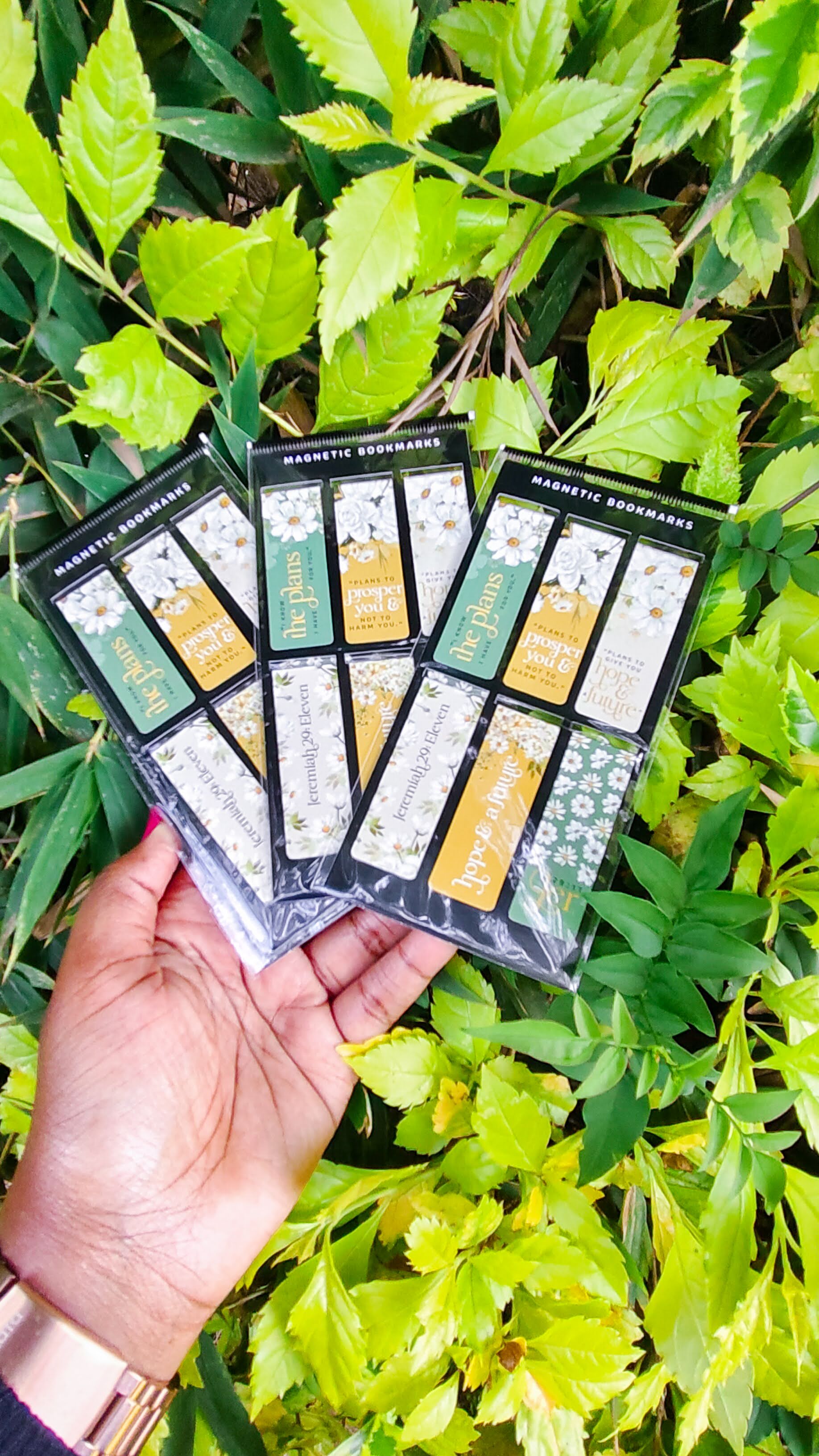 I Know the Plans Six-Piece Magnetic Bookmark Set | Female Gift | Idea| Readers Gift | Scripture Bookmarks | Mothers Day Gift | Magnetic Book marks | Book Marks | Creative Gift