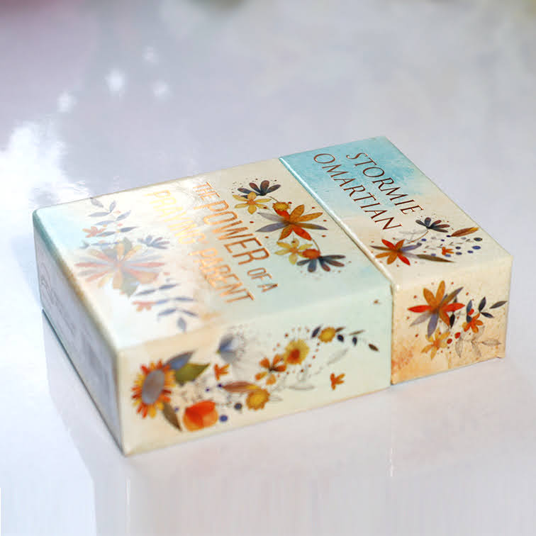 The Power of a Praying Parent (Boxed Cards) | Prayer Cards | Woman Girl Female Gift | Christian Gift | Mothers Day Gift | Gift Cards | Pocket Size Scripture Cards | Male Gift Idea | Parent Gift Cards