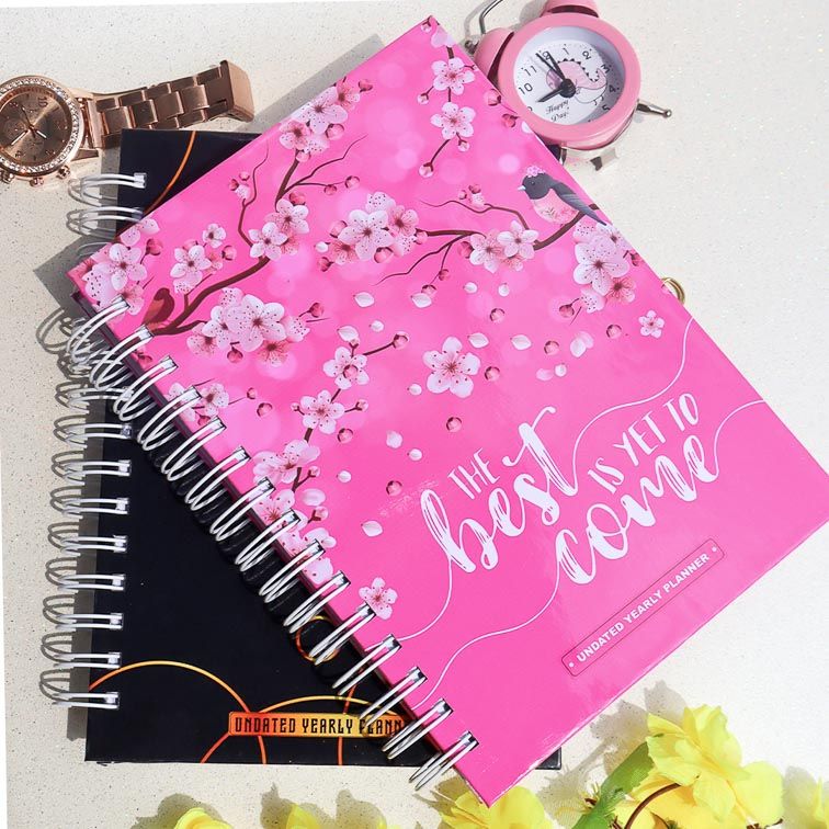 12 Months Undated Yearly Planner Journal | To-do-list | Cute Gift | Daily Planner | Monthly Planner | Yearly Planner | Notebook | Journal | Gift Idea | Male/  Masculine Gift | Female Gift