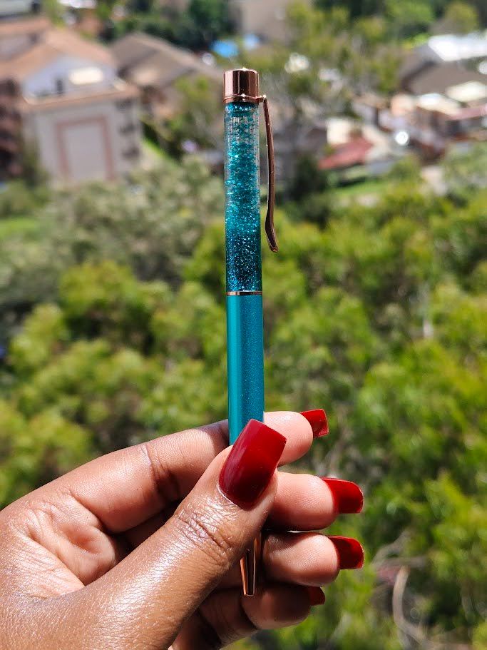 Green Metal Ballpoint Gift Pen with Dynamic Sand Glitter | Cute Black Ink Pen | School Supplies | Cute Gift | Office Supplies | Mothers Day Gift | Feminine Girl Gift | Stationery | Girly Stationery