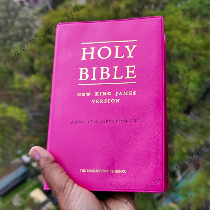 NKJV Holy Bible – Pink Vinyl Cover | End Of Verse Reference Bible | Comfort Print | Christian Bible NKJV | New King James Version (NKJV) | Concordance Bible | Gift Idea | Blue Bible