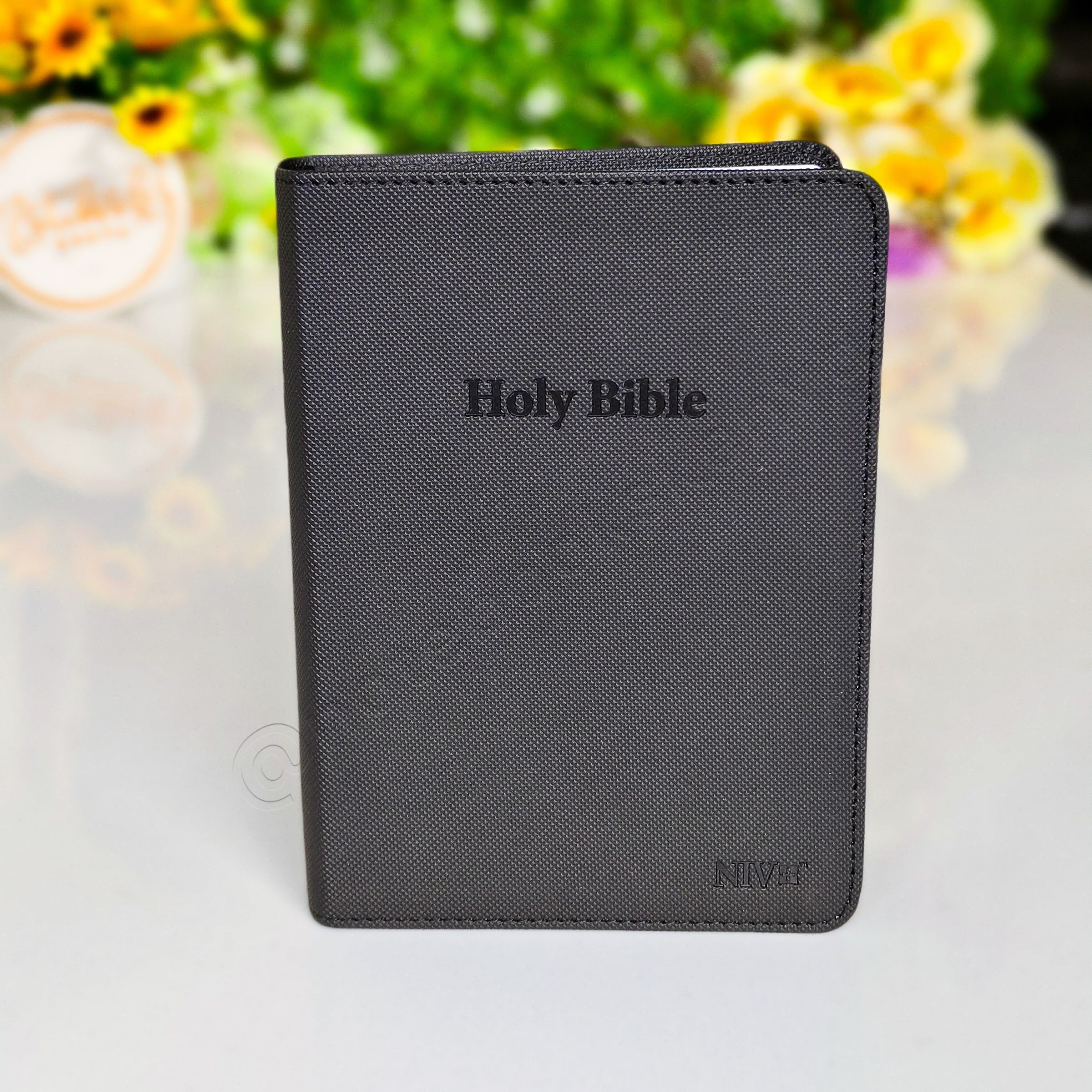 Elegant and Portable | NIV Pocket Bible with Index Tabs– PU Leather | Christian Bible NIV | New International Version(NIV) | Gift | Concordance Bible | Thumb Indexed Bible | Small Bible | Words In Red