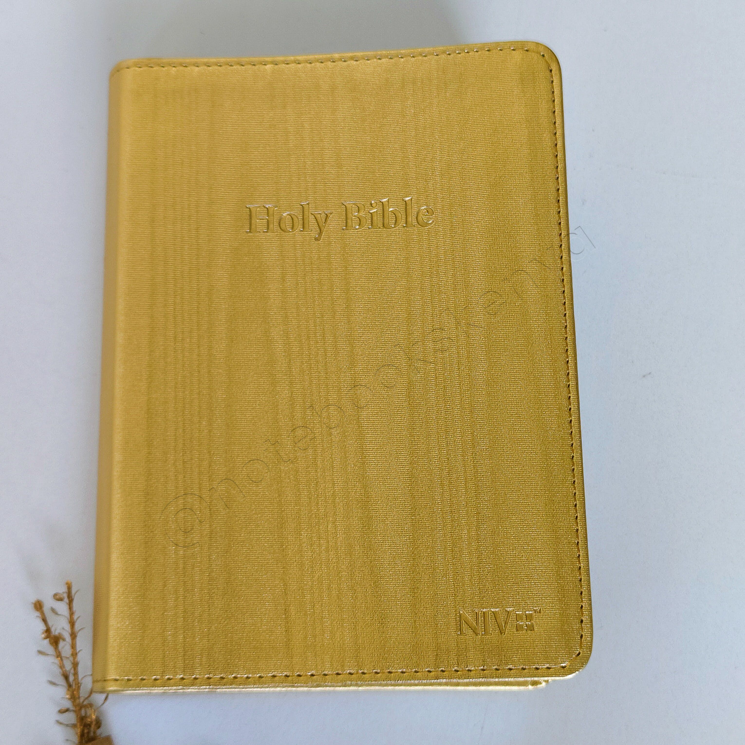 Elegant and Portable | NIV Pocket Bible with Index Tabs– PU Leather | Christian Bible NIV | New International Version(NIV) | Gift | Concordance Bible | Thumb Indexed Bible | Small Bible | Words In Red