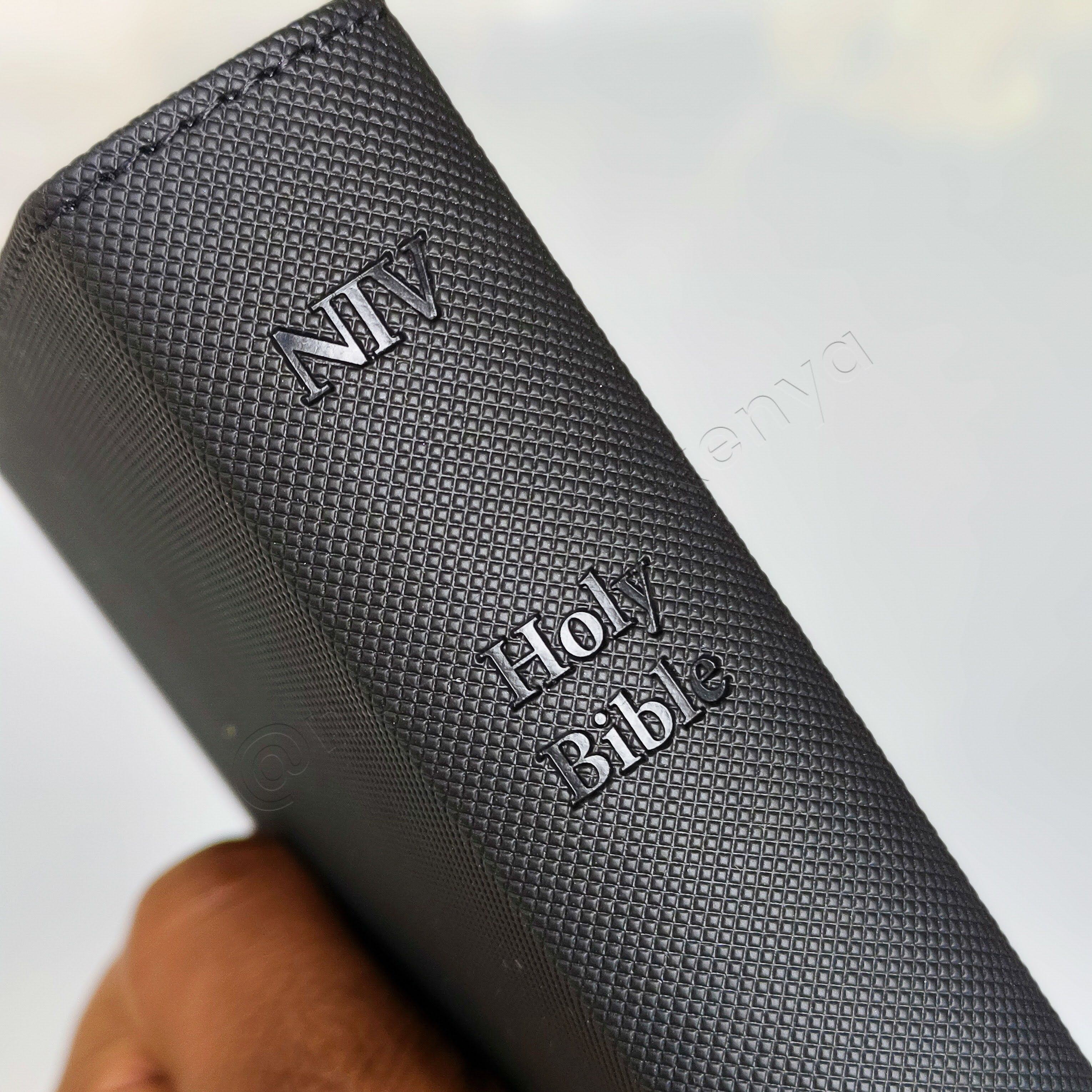 Elegant and Portable | NIV Pocket Bible with Index Tabs– PU Leather | Christian Bible NIV | New International Version(NIV) | Gift | Concordance Bible | Thumb Indexed Bible | Small Bible | Words In Red