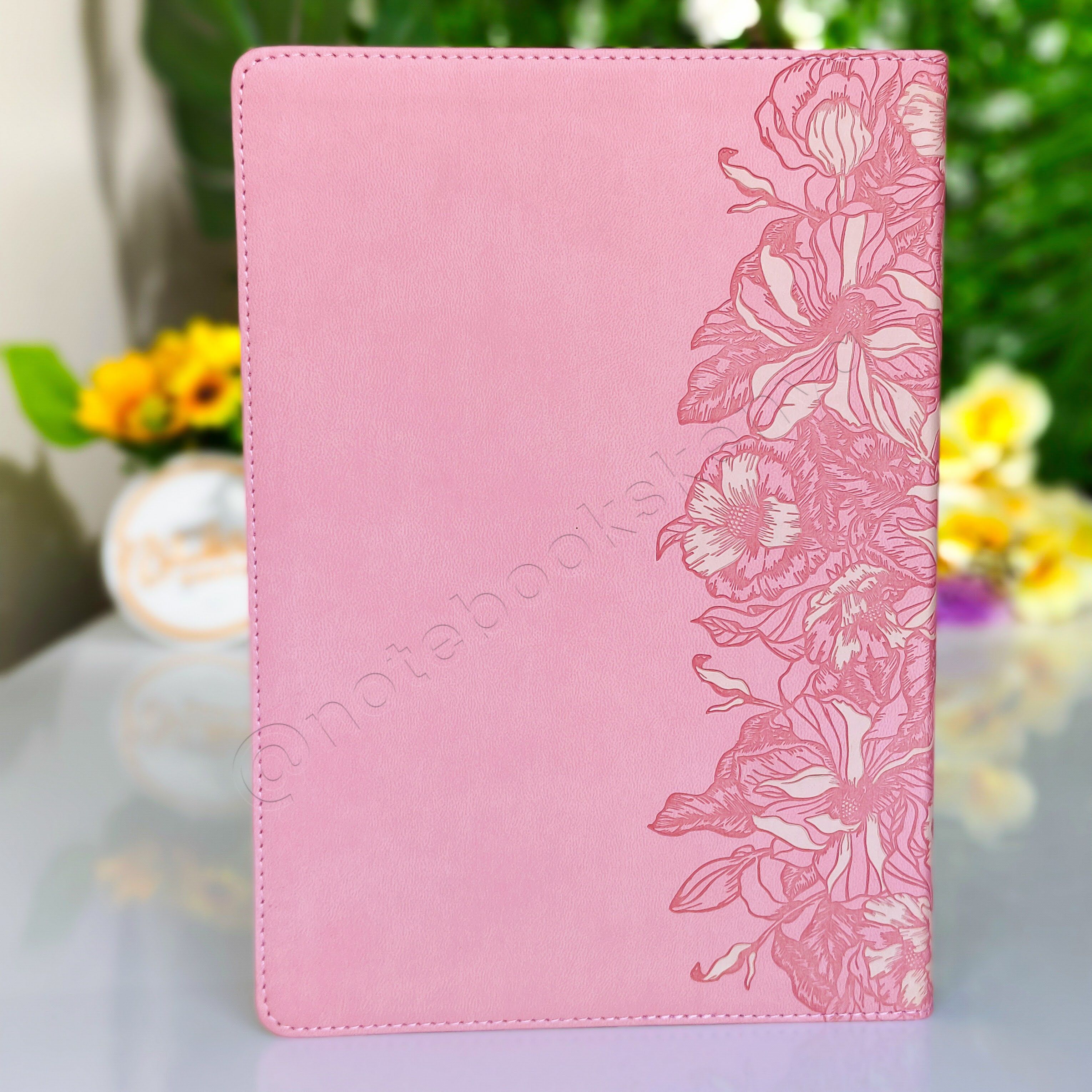 Elegant | NLT Spiritual Growth Bible – Pink Faux Leather (Thumb Indexed) | Christian Bible NLT | New Living Translation(NIV) | Gift | Concordance Bible | Spiritual Bible | Small Bible | Words In Red