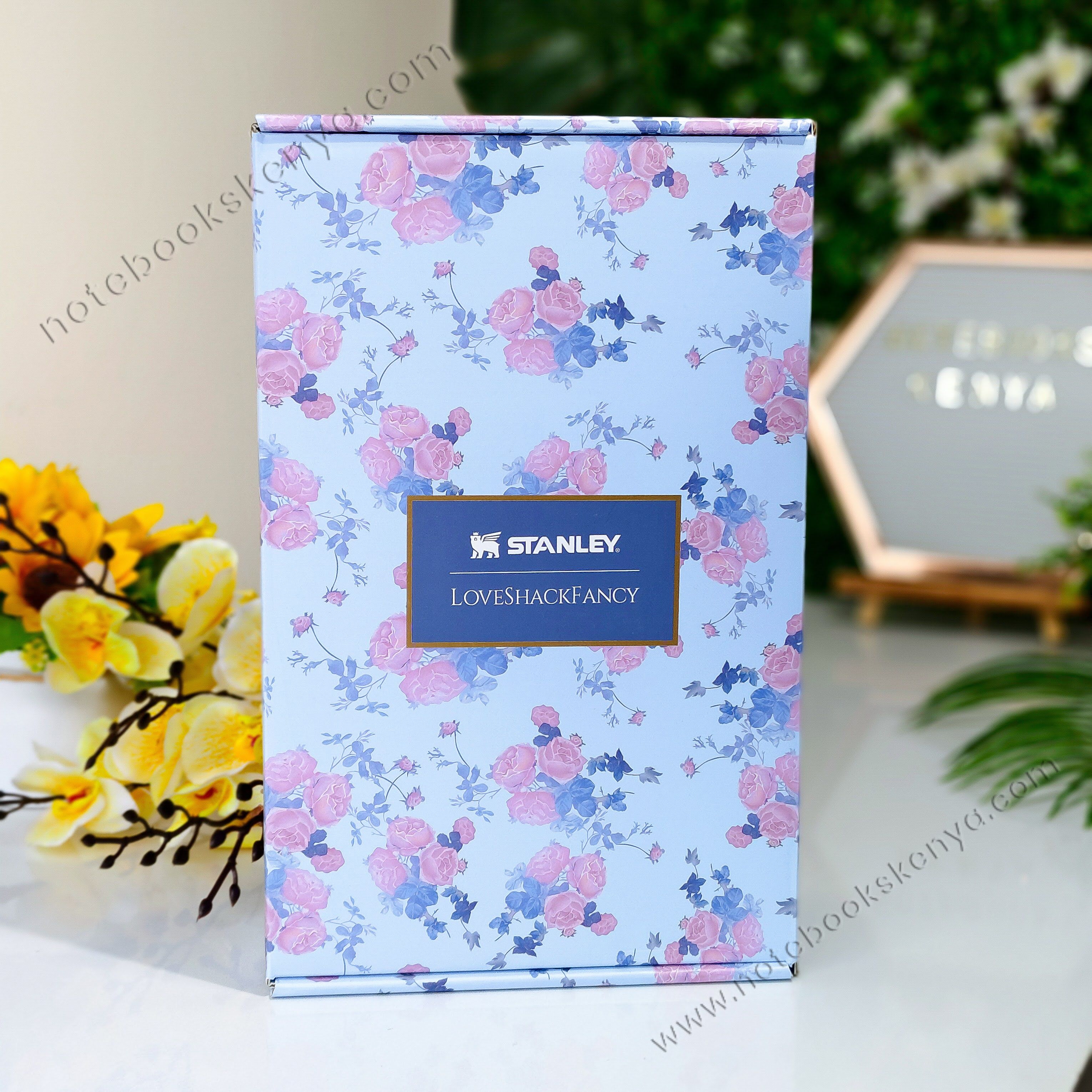 Blue Love Fancy Double-Walled Vacuum Mug – Stainless Steel Travel Tumbler for Women | Hot & Cold Insulated Cup | Office, Car, & Picnic Use | Stanley Mug | Timeless Female Gift