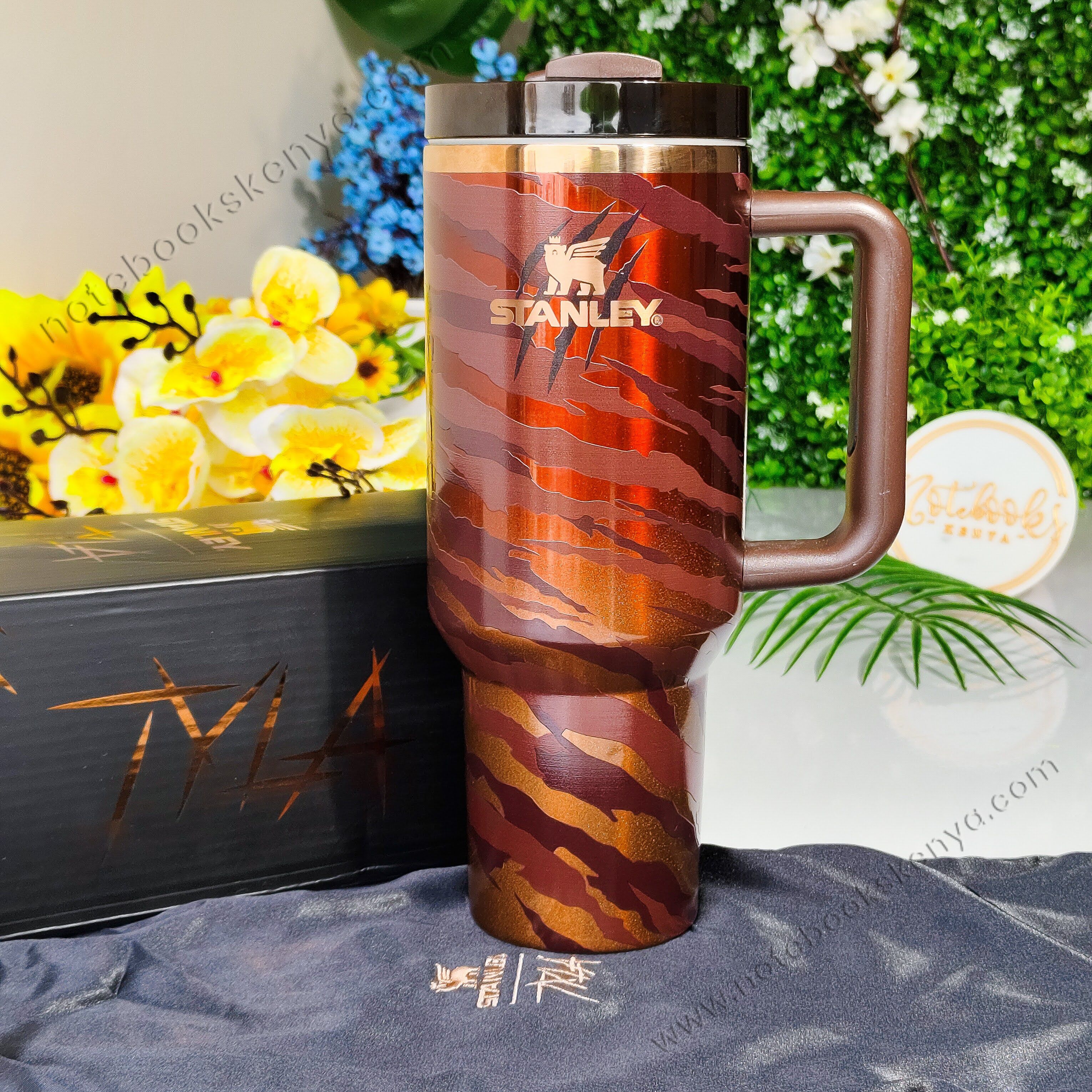 TYLA TYGER Double-Walled Vacuum Mug – Stainless Steel Travel Tumbler for Women | Hot & Cold Insulated Cup | Office, Car, & Picnic Use | Stanley Mug | Timeless Female Gift