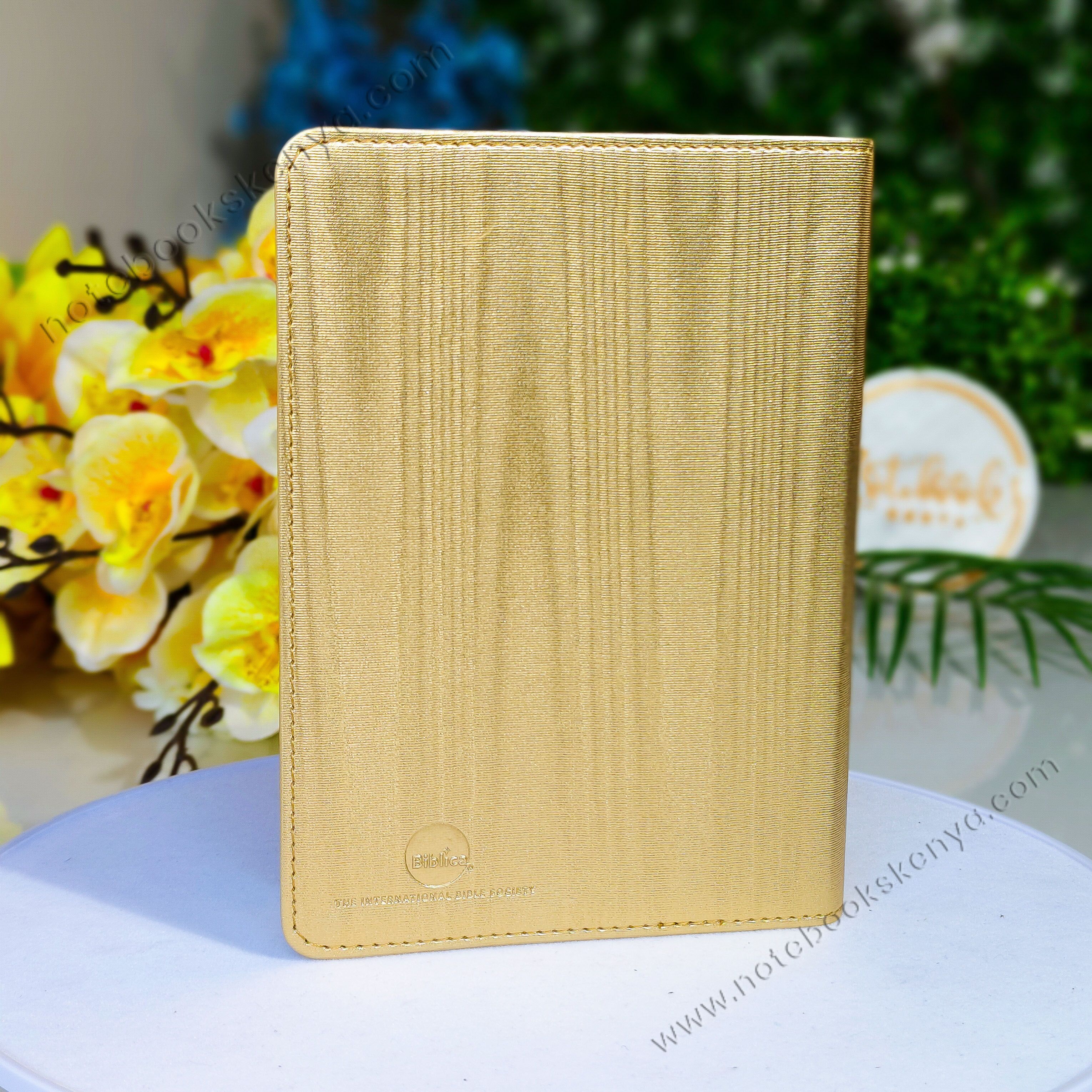 Elegant and Portable | Gold NIV Pocket Bible with Index Tabs– PU Leather  | New International Version(NIV) | Gift | Concordance Bible | Thumb Indexed Bible | Small Bible | Words In Red